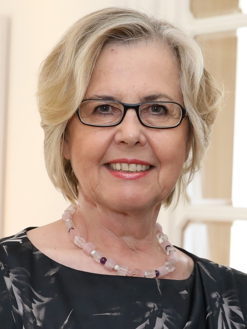 Dr. Margarete Haase